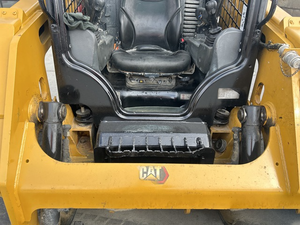 Cargadora compacta de dos velocidades 226D3 de 2021 con potencia confiable y operación eficiente - Product Image 4