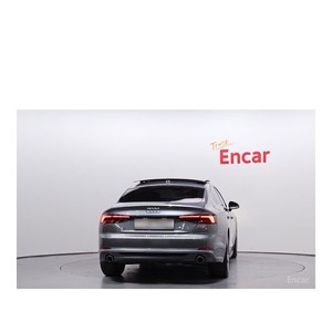 Audi A5 45 TFSI Quattro Premium Sportback 2020, 42 398 km, Volant à Gauche, Sièges en Cuir, Caméra Arrière - Product Image 4