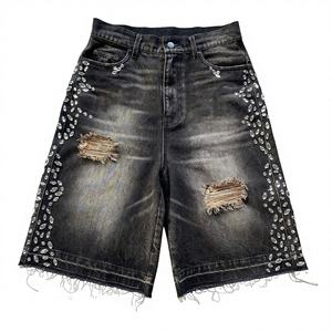 Pantalones Cortos de Jean Y2K Rectos Desgastados con Pedrería Pesada de Alta Calidad para Hombre, Ajuste Regular Personalizado, Moda Urbana de Verano, con Cuentas - Product Image 1