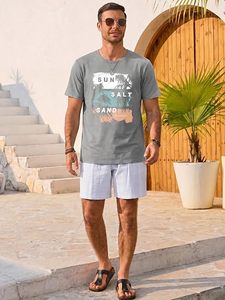 T-shirt graphique personnalisé pour homme, décontracté, à manches courtes, imprimé vintage tropical palmier, soleil, sel, sable, en coton, col rond - Product Image 3