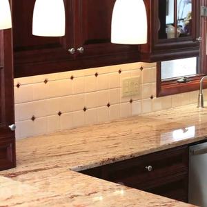 ไซโลพื้นขัด100% หินแกรนิตธรรมชาติแผ่นใหญ่สีน้ำตาลงาช้างดีไซน์ทันสมัยสำหรับอาคารสำนักงาน - Product Image 6