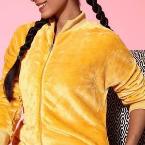 Conjunto Deportivo de Terciopelo para Mujer, Cómodo y Relajado, para Interiores y Exteriores, Acabado Suave, Tela Afelpada, Ropa de Invierno - Product Image 5