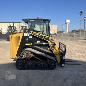 ASV RT75 entregado rápidamente a su ubicación. Compre hoy y aproveche las increíbles ofertas de temporada para maquinaria pesada. - Product Image 3