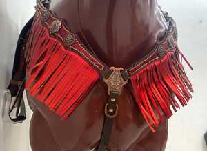 Ensemble de sellerie western fait main en cuir rouge personnalisé avec incrustations de strass en cristal, léger, tailles personnalisées, collection saisonnière 2026 - Product Image 6