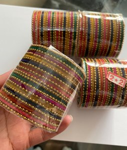 ชุดกำไลข้อมือคริสตัลหรูหราประดับมุกเทียมหลากสีใส ดีไซน์ลายสันติภาพ ซ้อนกันได้ ทันสมัย เหมาะสำหรับงานแต่งงาน แฟชั่นสำหรับผู้หญิง - Product Image 1