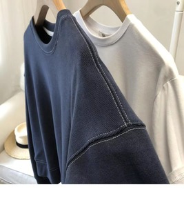 เสื้อยืดผู้หญิงสั่งทำจำนวนมาก ผ้าฝ้ายพรีเมียม เสื้อยืดลำลองใส่สบาย ผู้ผลิตเสื้อผ้าขายส่ง เสื้อผ้าผู้หญิงสำหรับฤดูใบไม้ร่วง - Product Image 2