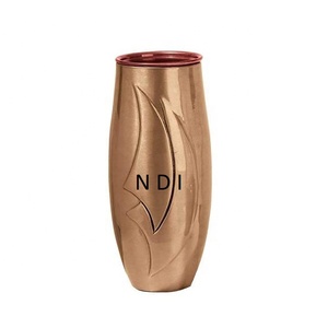 แจกันดอกไม้อะลูมิเนียมงานแกะสลักด้วยมือดีไซน์สไตล์โมเดิร์นปรับขนาดได้ - Product Image 6