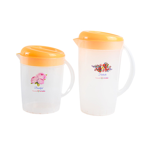 Jarra de Agua de Plástico Clásica de 1.5L con Tapa y Diseño Floral para Camping, Vietnam - Product Image 2