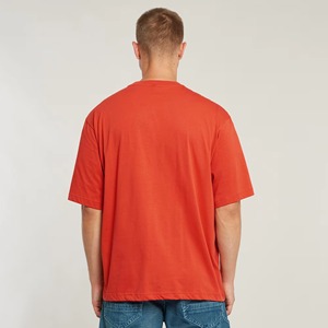 เสื้อยืดโอเวอร์ไซส์สีขาวสำหรับผู้ชาย แขนสั้น คอกลม ผ้าฝ้ายเรียบ สีพื้น สไตล์ลำลอง ทรงปกติ - Product Image 4