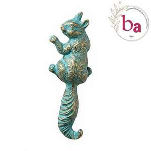 Vintage Squirrel Wall <b>Hook</b> Metal Rust Resistant Eco-Friendly Waterproof Self-adhesive Novelty Design Cartoon Animal Pattern Wall - Product Image 1
