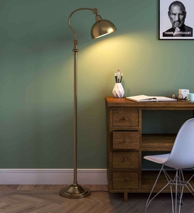 Lampe sur pied de style club, vintage, de luxe, avec abat-jour en laiton antique et base en métal, fabrication OEM/ODM, faible MOQ, prix d'usine, vente en gros, approvisionnement en vrac - Product Image 3