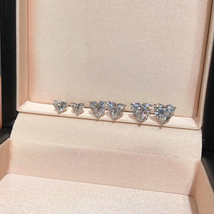 ต่างหูเพชรทรงหัวใจทองคำขาว 14K เพชรเพาะเลี้ยงสี F แบบหนามเตย ดีไซน์คลาสสิกเรียบง่าย สำหรับผู้หญิง สวมใส่ได้ทุกวัน - Product Image 1