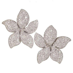 Boucles d'oreilles clous florales en moissanite, serties pavé, bijoux scintillants, cadeau botanique pour femme - Product Image 5
