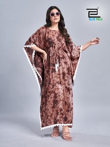 NOIIR PIGEON Vestido largo de rayón con estampado Tie Dye para mujer, estilo casual, con borde de encaje, cinturón ajustable, sin arrugas - Product Image 5