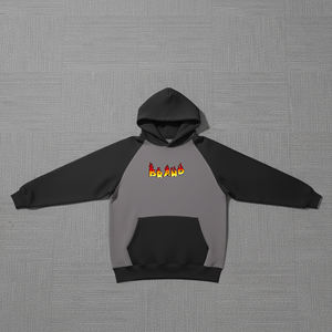 เสื้อฮู้ดดี้ผู้ชายสีเทา-ดำ แขนเสื้อแบบแร็กแลน มีกระเป๋าหน้า ผ้าถักโพลีเอสเตอร์ สวมใส่สบายสำหรับฤดูหนาว ทรงปกติ กันน้ำ กันลม มีซับใน - Product Image 1