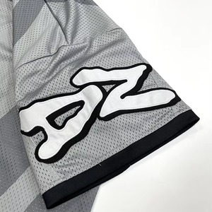 Camiseta de Fútbol Personalizada de Malla Oversize con Bordado, Cuello en V y Corte Boxy - Product Image 5