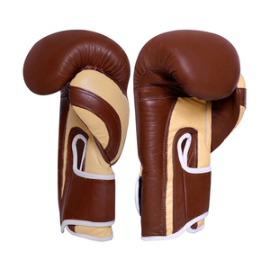 Gants de boxe MMA professionnels en cuir personnalisés avec logo sur mesure, haute qualité, confortables pour l'entraînement physique - Product Image 3