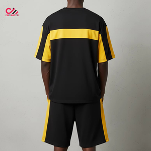 เสื้อยืดและกางเกงขาสั้นชุดเซ็ตสปอร์ตสีดำเหลืองสำหรับผู้ชาย ขายดี แห้งเร็ว ผ้าถัก ชุดฤดูร้อน - Product Image 5