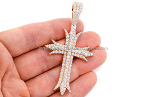 Pendentif personnalisé pour enfants, tendance Hip Hop, en argent 925 plaqué rhodium, avec moissanite, motif croix de Jésus, pour fêtes religieuses chrétiennes - Product Image 3
