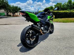 <span class=keywords><strong>Kawasaki</strong></span> <span class=keywords><strong>Ninja</strong></span> ABS <span class=keywords><strong>2019</strong></span> NEUVE de HAUTE QUALITÉ, prête à être expédiée dans le monde entier. - Product Image 2