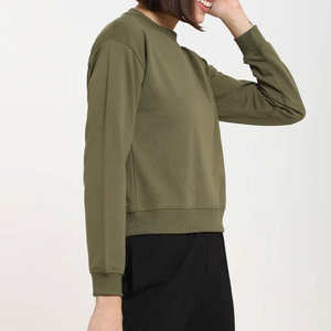 Sudadera de mujer de alta calidad, lisa, de color sólido, personalizable con tu propio logo, para uso casual. - Product Image 4