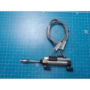 Cylindre pneumatique miniature SMC CDJ1B15-30, utilisé comme pièce détachée pour équipement semi-conducteur Legacy - Product Image 2