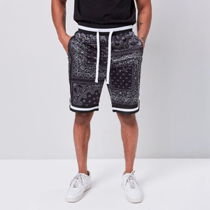 Pantalones Cortos Bermuda para Hombre con Estampado Paisley, Cintura Media, Cordón Ajustable, Estilo Casual, Tela de Poliéster Transpirable, con Bolsillos y Detalle de Ribete Blanco - Product Image 1