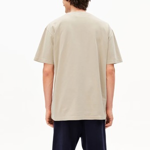 ออกแบบโลโก้ตามสั่ง ขายส่ง เสื้อยืดผู้ชายแขนสั้นทรงหลวม ผ้าโพลีเอสเตอร์เนื้อนุ่ม สีพื้น เรียบง่าย สไตล์ลำลอง - Product Image 2