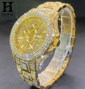 Reloj de pulsera para hombre con diamantes de imitación dorados, esfera cronógrafo totalmente pavimentada con piedras de corte baguette y redondo, reloj de hip hop personalizado - Product Image 1