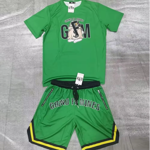 Conjunto Deportivo de Dos Piezas para Hombre, Estilo Veraniego, Personalizado, con Pantalones Cortos de Playa y Camiseta Informal - Product Image 6