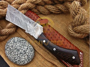 Couteau de chasse en acier Damas personnalisé, avec manche en bois et étui en cuir, outil de survie en plein air, vente chaude - Product Image 2