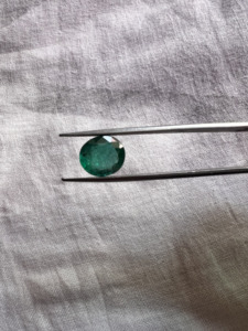 Émeraude naturelle zambienne, taille ovale, 3,61 carats, pierre précieuse non montée |   Pierre précieuse verte pour la fabrication de bijoux de Jai Narayan Gems ZHEM-02 - Product Image 3