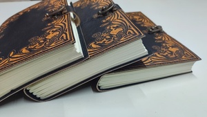 Diario de Cuero con Impresión Digital, Cuaderno de Papel de Algodón Hecho a Mano, Diario de Estilo Vintage con Cierre de Candado, Diario para Escribir - Product Image 2