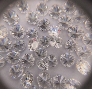 แหวนเพชร0.28 CT สำหรับผู้ชายที่มี G-H 4.20มม. VVS CVD HPHT เพชรสังเคราะห์ที่ปลูกในห้องปฏิบัติการเพชรหลวมขัดเงา - Product Image 5