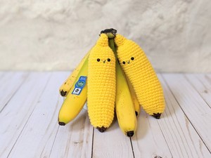 Porte-clés en crochet fait main, mignon, style amigurumi, pendentif, porte-clés tricoté, panier de fruits, aliments de jeu, banane amigurumi - Product Image 6