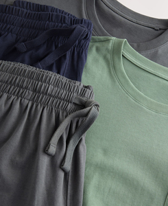 Ensemble de T-shirts personnalisés pour hommes à col rond et manches courtes, en coton vert uni tricoté respirant, imprimé numériquement, décontracté avec poche avant - Product Image 5