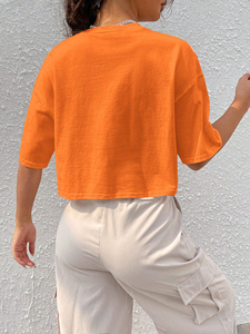 T-shirt crop top tendance 2024 pour femmes, t-shirt pour femmes fabriqué avec une personnalisation complète de haute qualité - Product Image 3