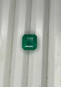 มรกตธรรมชาติทรงแปดเหลี่ยม 1.85 กะรัต, มรกตทรงแปดเหลี่ยมเจียระไนแบบหลวม - Product Image 4