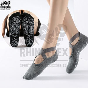 Nuevos Calcetines de Yoga Antideslizantes con Separación de Cinco Dedos para Pilates, Yoga, Gimnasio en Casa, Barre, Danza, Equilibrio, Estabilidad, Suaves, Transpirables, de Forro Polar - Product Image 2