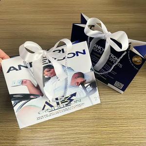 Cosmetics Clothes Packaging Paper Bag Personalized Green Luxury Custom Paper Shopping Bags - Product Image 3