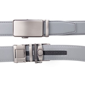 Cinturón de cuero genuino para hombre con hebilla automática y logotipo personalizado, cinturón de cuero de buena calidad y cómodo para hombre - Product Image 6