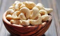 Nieuwe oogst biologische cashewnoten premium exportkwaliteit 99%+ zuiverheid Sunari Alliance merk op maat gemaakt 12 maanden houdbaarheid