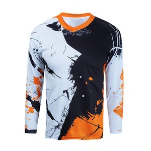 Camiseta de Motocross Sublimada con Diseño Gráfico, Logotipo Personalizado, Manga Larga, con Colores del Equipo y Números de Piloto a Juego - Product Image 1