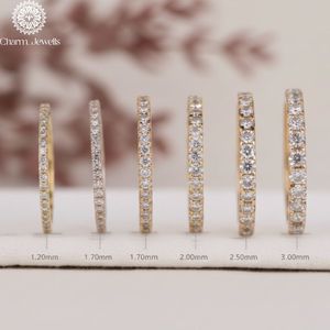 Bague Classique Femme Charm Jewells en Argent Plaqué Or 18K avec Moissanite Taille Coussin et Trois Pierres, Sertie à Griffes, Certifiée IGI - Product Image 5