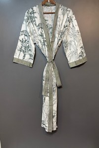 Bata Kimono de Algodón Suave con Estampado de Dibujos Animados para Mujer, Camisón de Verano Hecho a Mano ODM con Cuello en V y Cintura Elástica, Largo Completo - Product Image 4
