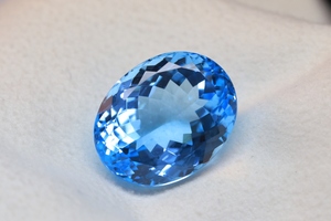 Pierre précieuse authentique de topaze bleue suisse - Topaze bleue suisse facettée de 9x7 mm - Pierre de topaze bleue de forme ovale pour la création de bijoux - Product Image 3