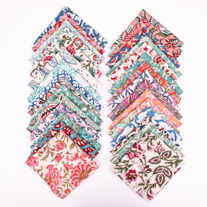 Pañuelo Cuadrado de Algodón Ligero, Ecológico y Transpirable, con Estampado Floral Étnico Bohemio, para las Cuatro Estaciones, Craftjaipur - Product Image 2