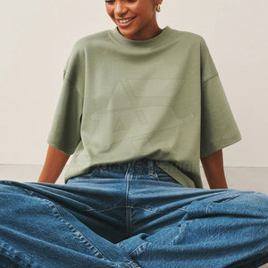 Diseña Tu Propia Camiseta Holgada Ligera para Mujer, Camiseta Holgada de Primera Calidad para Mujer, Diseño Cómodo y Holgado - Product Image 3