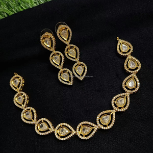 Ensemble de bijoux de mariée en diamant américain classique Collier et boucles d'oreilles en deux pièces pour mariage Style classique à la mode - Product Image 1