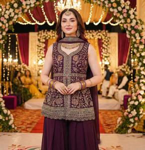 Ensemble Sharara en Georgette Brodé pour Femme, Style Ethnique, avec Ceinture Broderie, Tenue de Soirée Chic, Robe de Mariée Indienne – Vente en Gros - Product Image 2